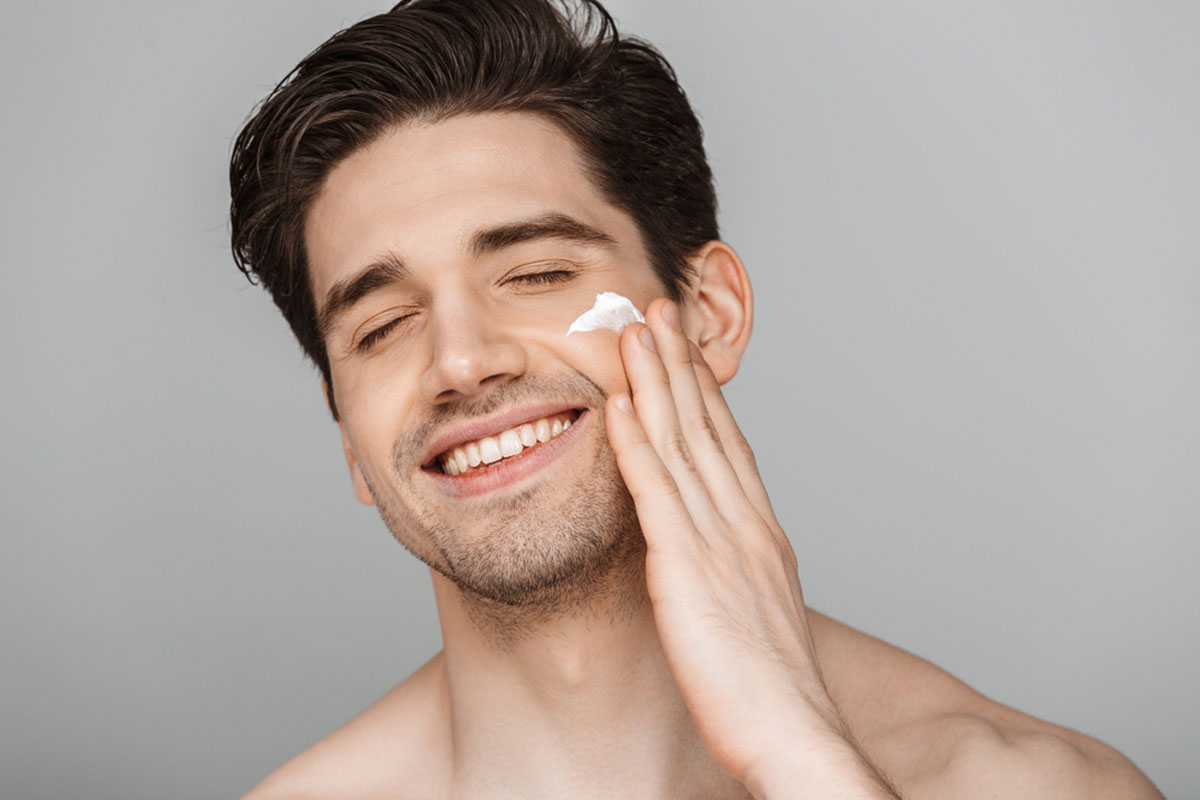 Việc lựa chọn kem dưỡng ẩm hiệu quả dành cho làn da dầu, mụn, nhạy cảm nam giới không hề đơn giản.