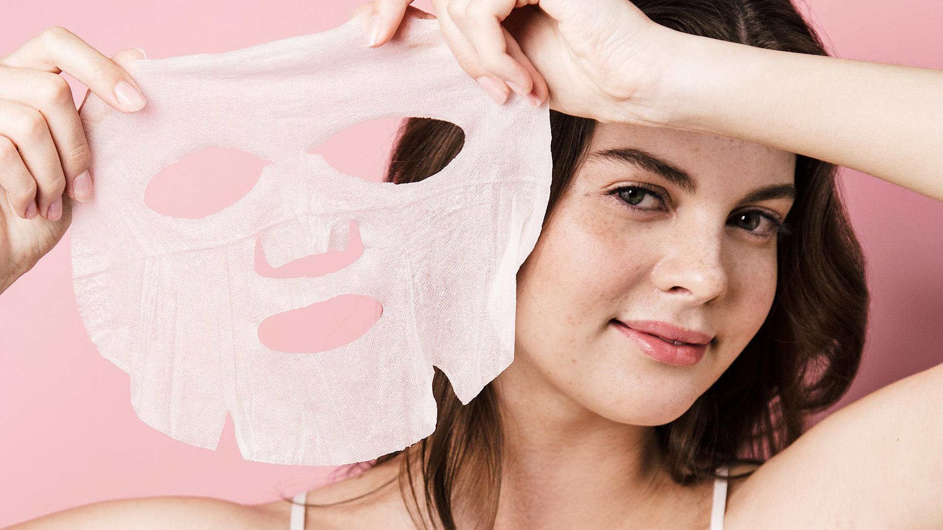 Sử dụng các loại mặt nạ cấp ẩm dưỡng ẩm da mặt